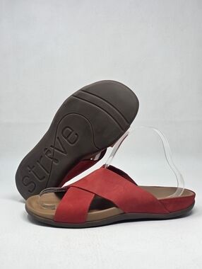 Strive Palma Women's Leather Cross Strap Sandals Size‎ US 7 Pre-owned